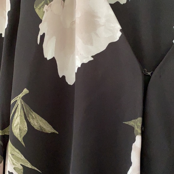 Dynamite blouse - Picture 2 of 2